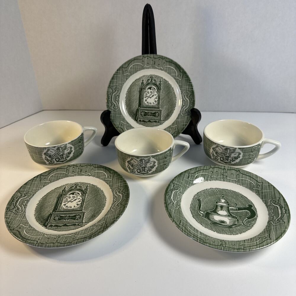 Royal The Old Curiosity Shop 3 Cups & 3 Saucer 643833